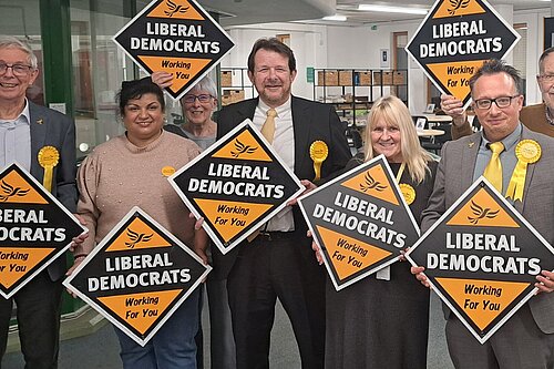 Peter Wilkins with Lib Dem team at 2025 by-election count